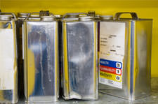Store solvants outside the home